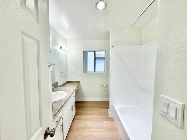Apartment for rent in Garden Grove, California