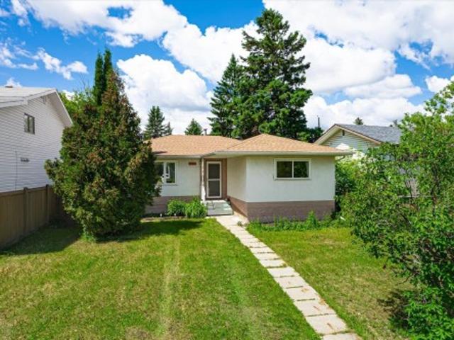 House for sale in Wedgewood, Alberta
