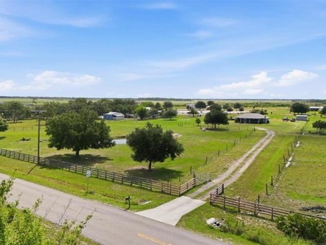 House for sale in Myakka City, Florida