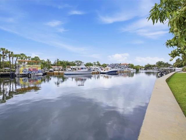 Condo for sale in North Miami, Miami-Dade County