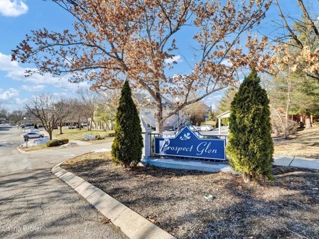 Condo for sale in Prospect, Kentucky