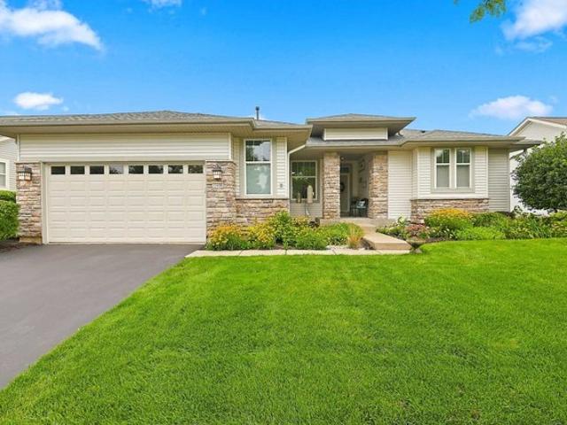 House for sale in Mchenry, Illinois