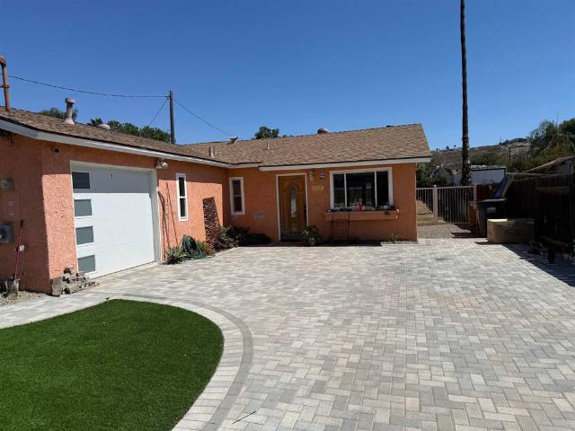 House for sale in Lakeside, San Diego County