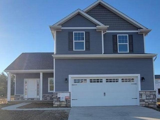 House for sale in Fenton, Michigan