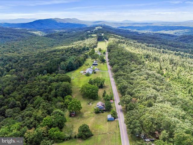 House for sale in Flintstone, Maryland