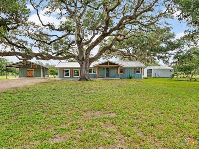 House for sale in Edna, Texas