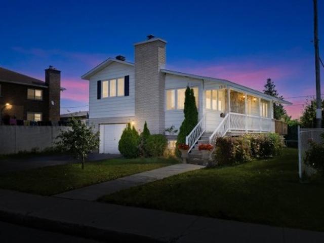 House for sale in Chomedey, Quebec