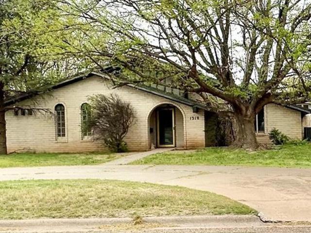 House for sale in Plainview, Texas