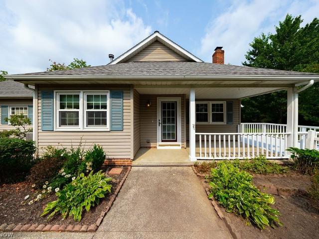 Condo for sale in Broadview Heights, Ohio