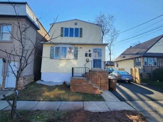 House for sale in Linden, New Jersey