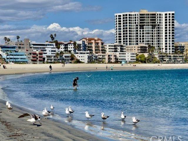 House for sale in Long Beach, California