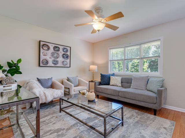 House for sale in Streamwood, Illinois