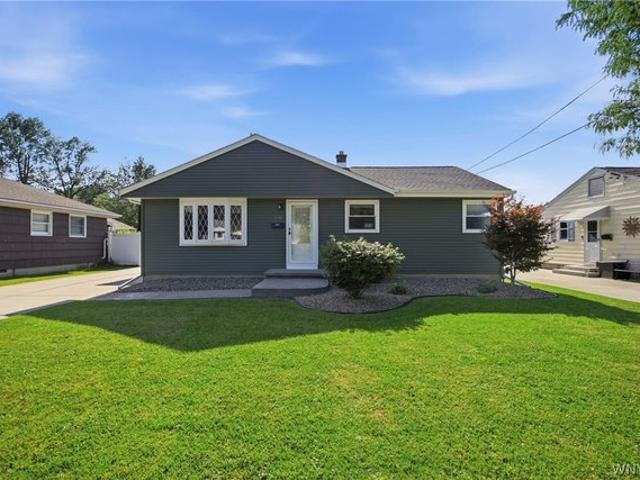 House for sale in Niagara, New York