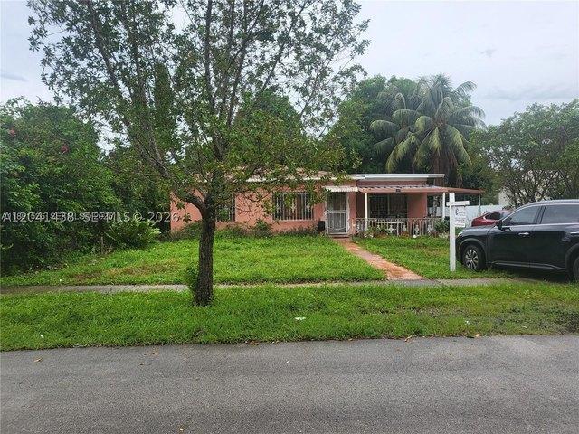 House for sale in North Miami, Miami-Dade County