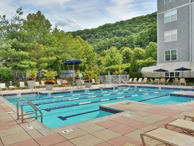 Condo for sale in Rockland, New York