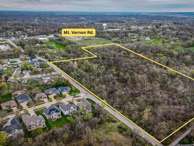 Land for sale in Linn, Iowa
