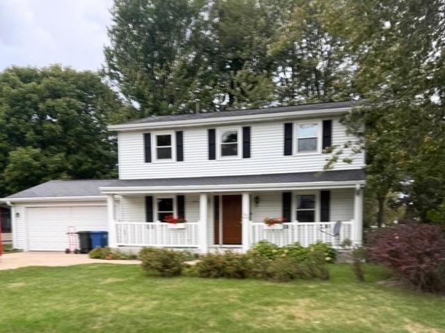 House for sale in Menasha, Winnebago County