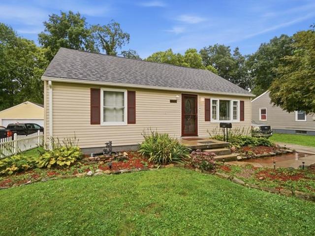 House for sale in Kenwood Heights, Springfield