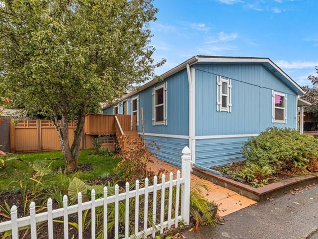 House for sale in Oregonia