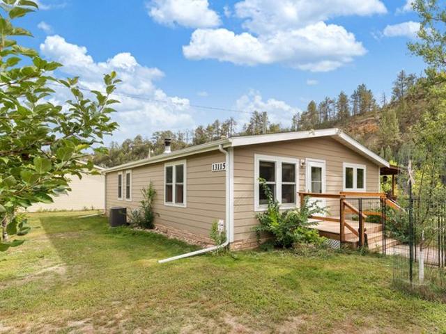 House for sale in Hot Springs, Fall River County