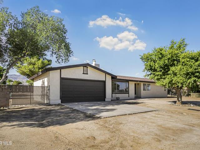 House for sale in Pearblossom, California