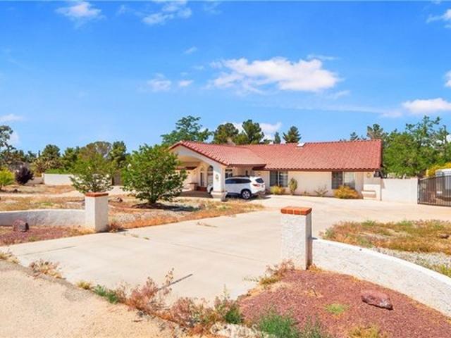Condo for rent in Apple Valley, California