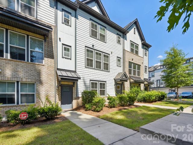 Townhouse for sale in Mecklenburg, North Carolina