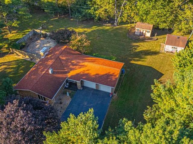 House for sale in Lincoln, Logan County