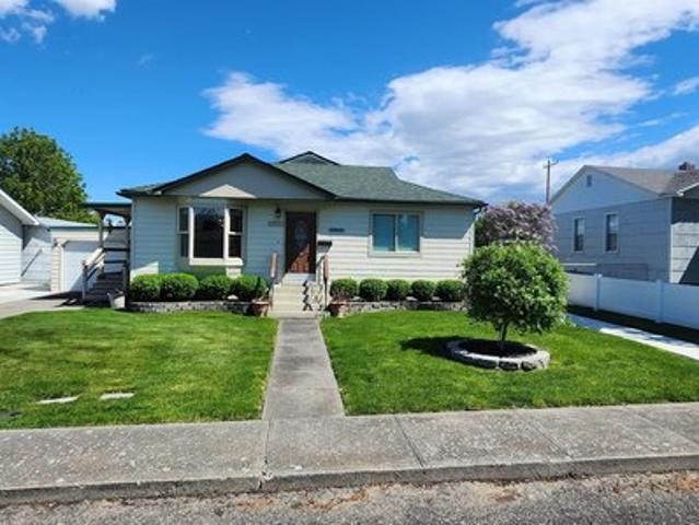 House for sale in Clarkston, Washington