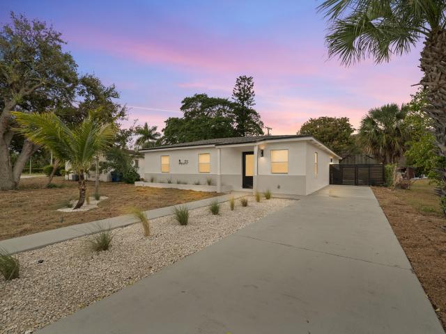 House for sale in Riviera Beach, Florida