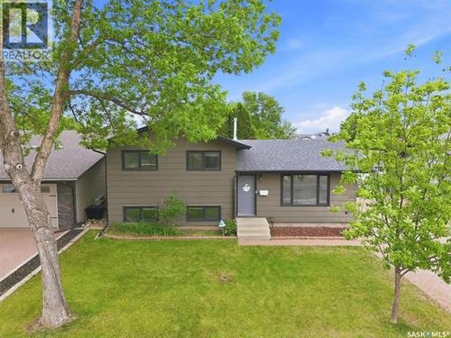 House for sale in Saskatoon, Saskatchewan