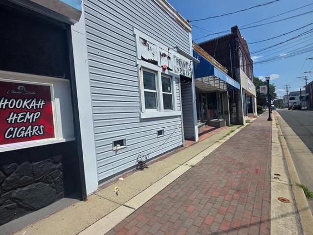 Townhouse for sale in Paulsboro, New Jersey