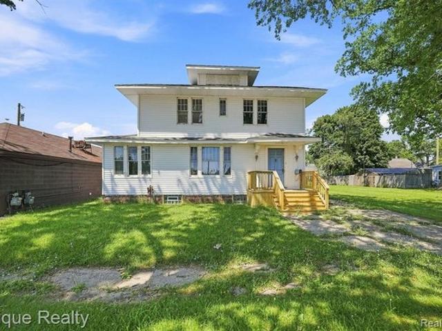 House for sale in Fort Gratiot, Michigan