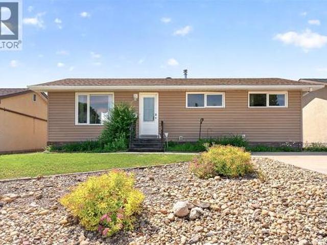 House for sale in Moose Jaw, Saskatchewan