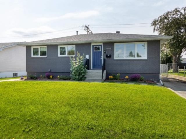 House for sale in Wedgewood, Alberta