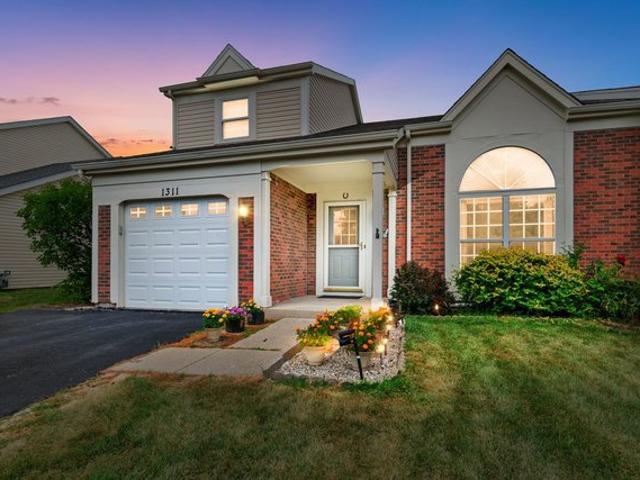 Townhouse for sale in Carol Stream, Illinois