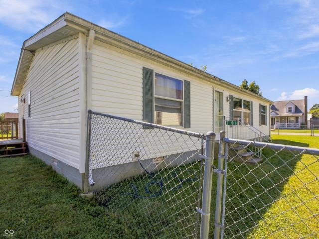 House for sale in Columbus, Bartholomew County
