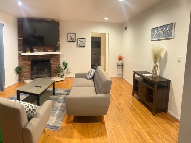 House for sale in North Hollywood West Neighborhood Council District, Los Angeles