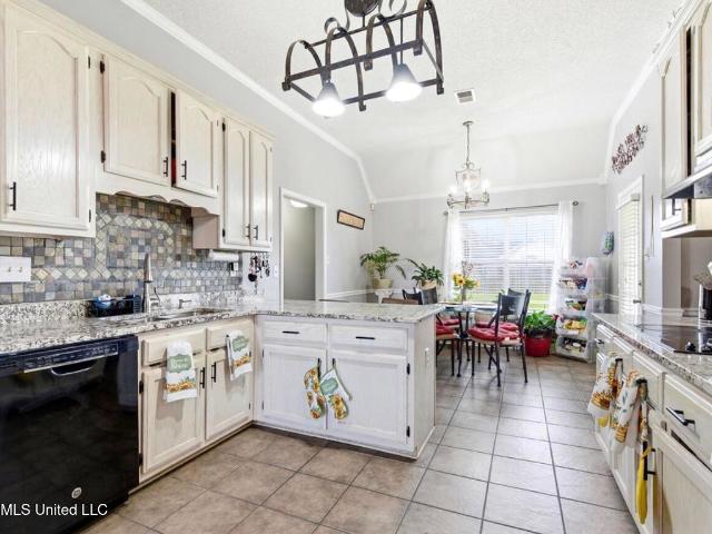 House for sale in Nesbit, Mississippi