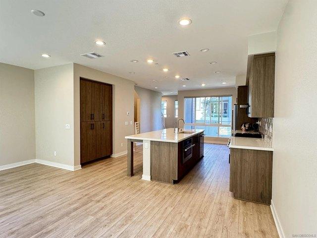 Condo for sale in Pacific Highlands Ranch, San Diego