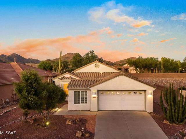 House for sale in Marana, Arizona