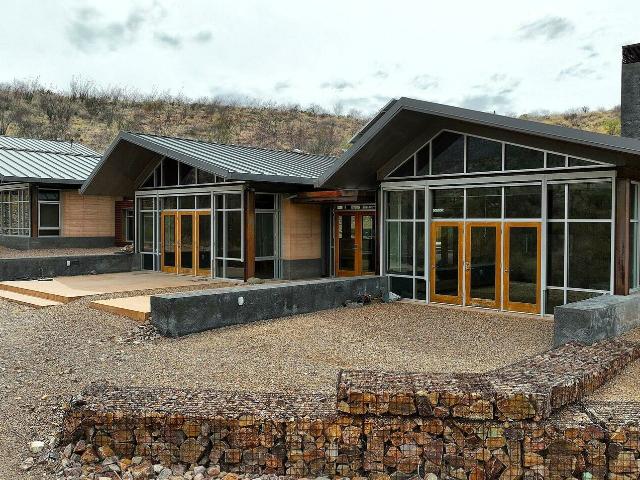 House for sale in Vail