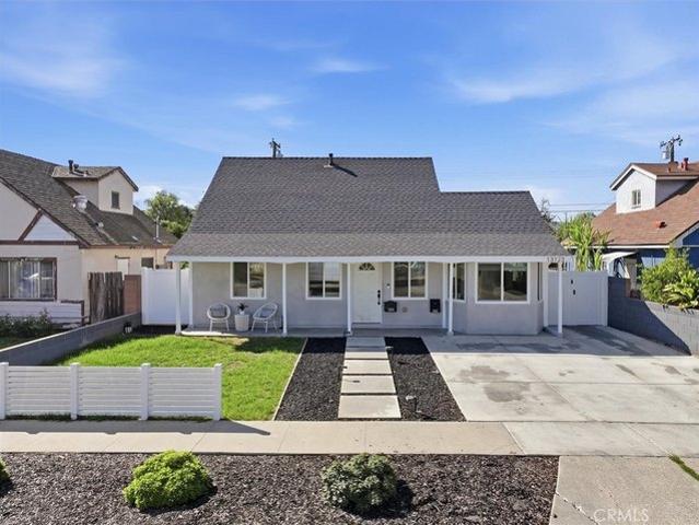 House for sale in Adoree Vistas, La Mirada