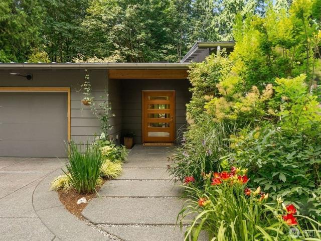 House for sale in Bainbridge Island, Washington