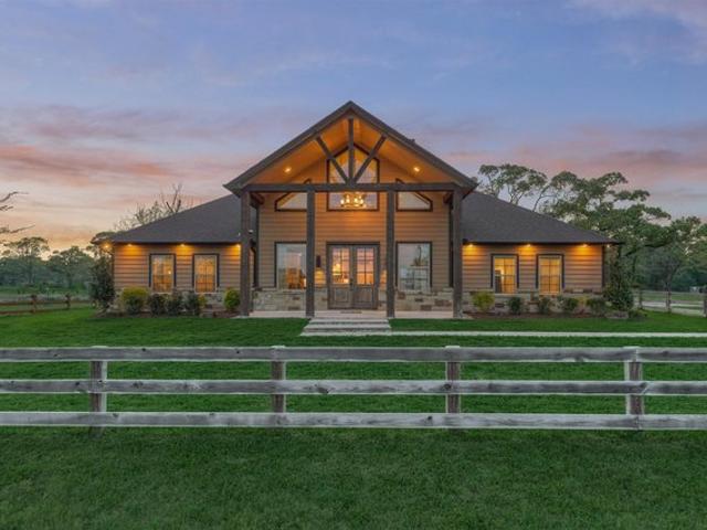 House for sale in Willis, Texas
