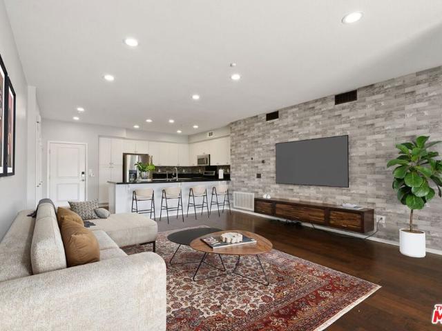 Condo for sale in Hawthorne, California