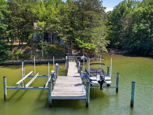 House for sale in Lusby, Maryland