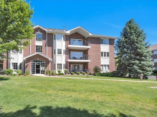 Condo for sale in Palos Heights, Illinois