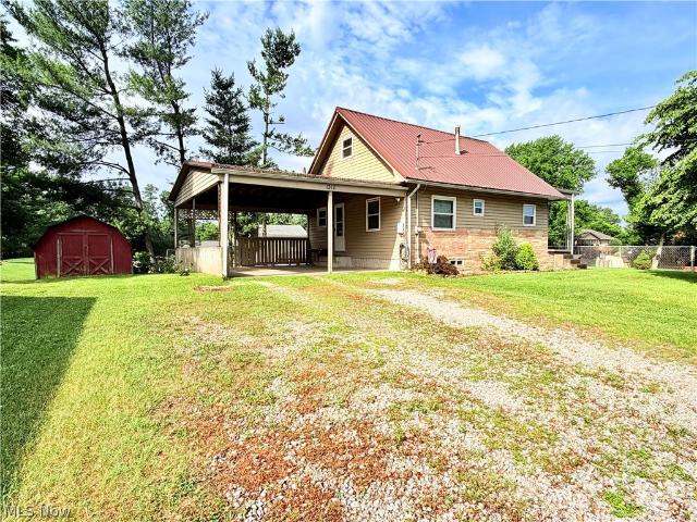 House for sale in Vienna, West Virginia