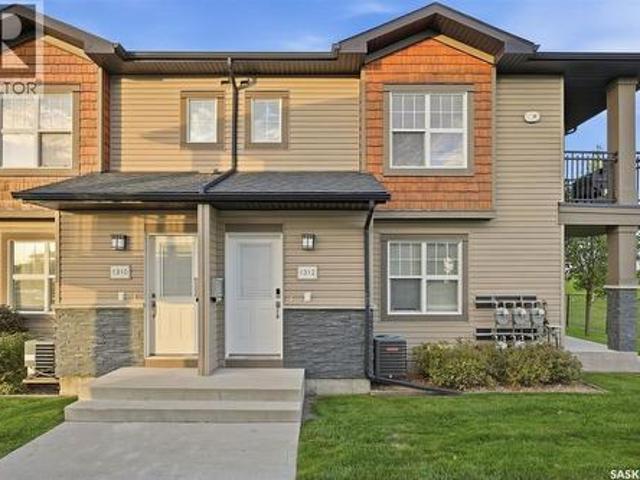 Townhouse for sale in Willowgrove, Saskatoon